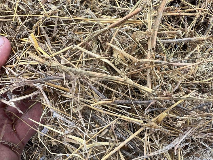 2024-john-deere-561m-image-6