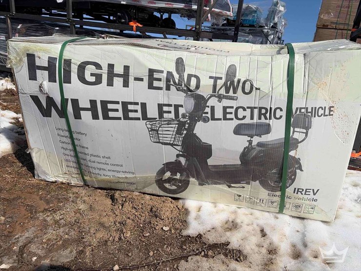 2025-sdlanch-irev-electric-tricycle-image-2