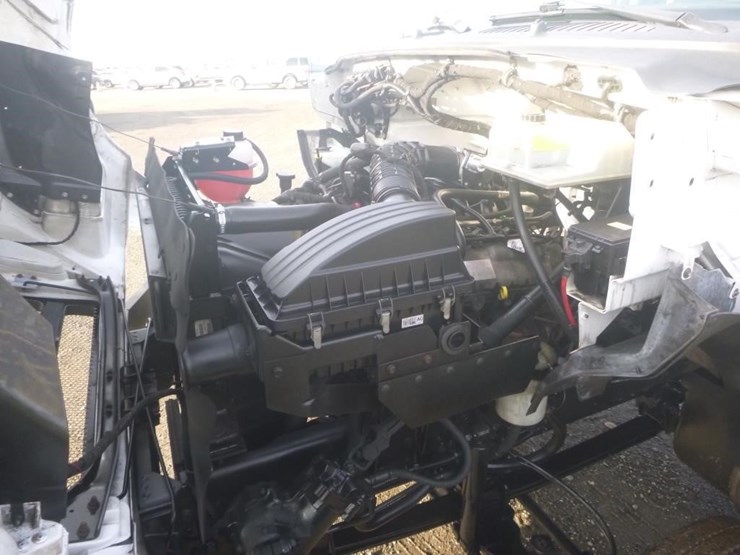 2012-ford-f650-image-16