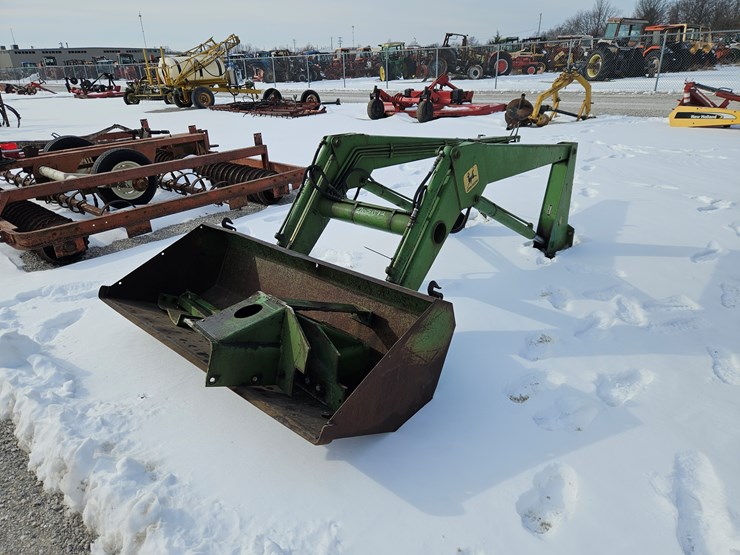 john-deere-148-image-9