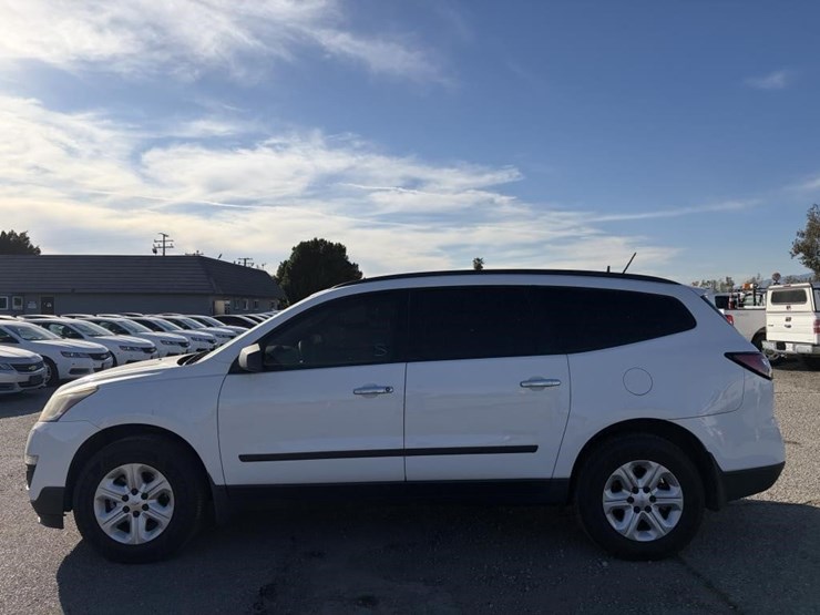 2017-chevrolet-traverse-image-7