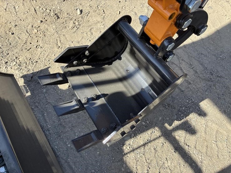 2025-vicsec-vc15-hydraulic-excavator-image-9