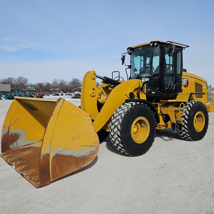2023 CATERPILLAR 926M