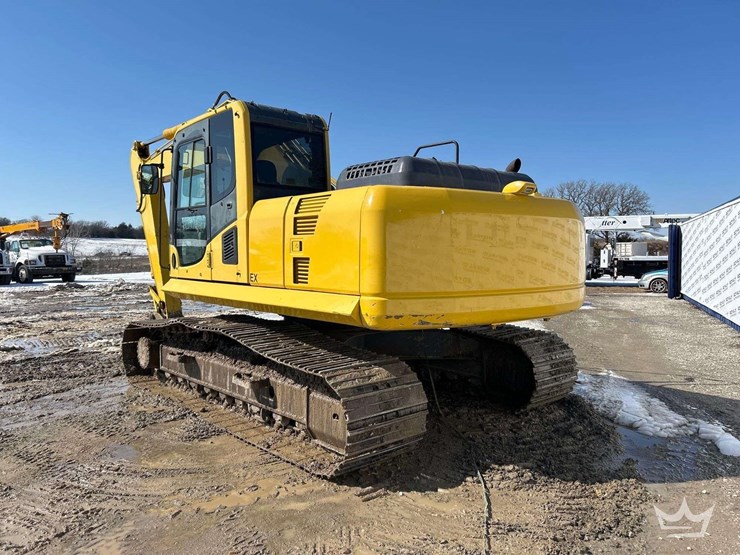 2013-komatsu-pc200-image-2