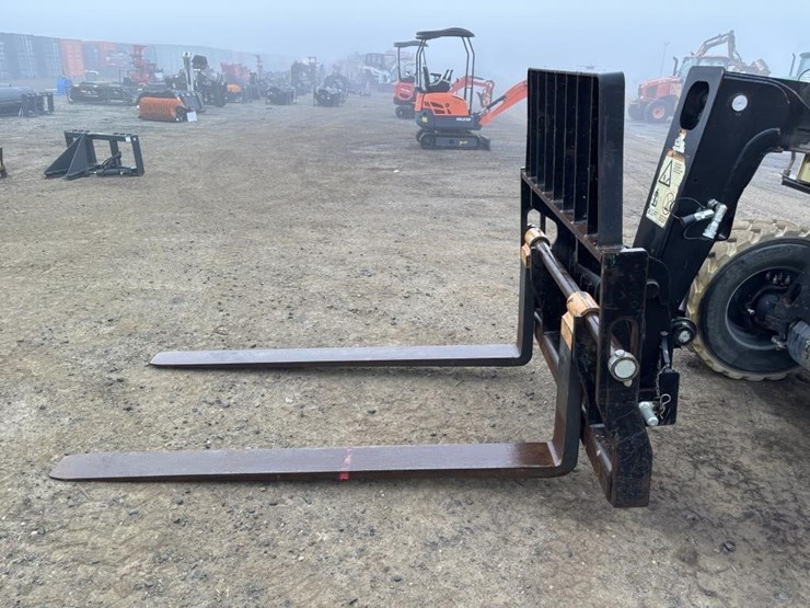 2015-jlg-g5-18a-image-9