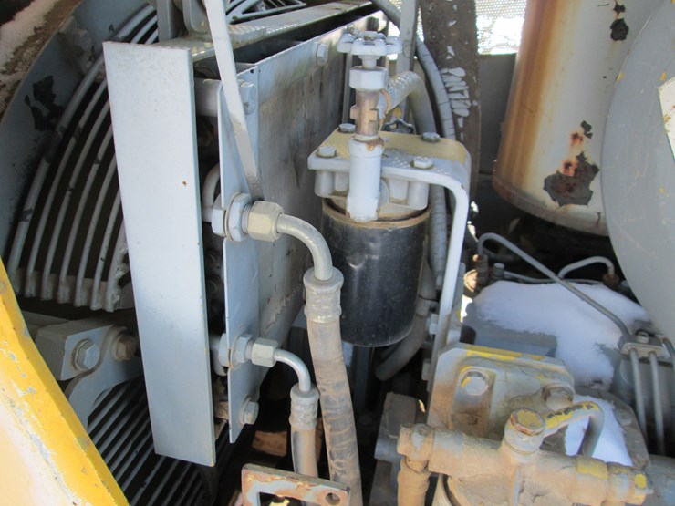 komatsu-d65p-image-34