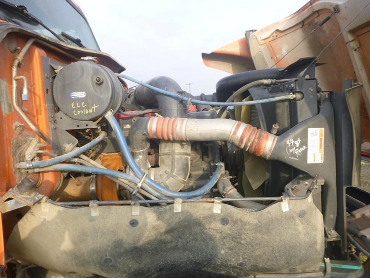 2001-international-2574-image-30