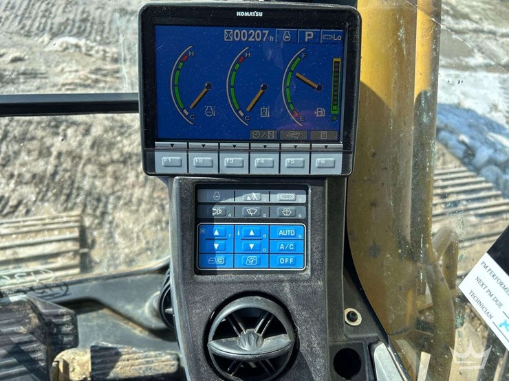 2013-komatsu-pc200-image-17