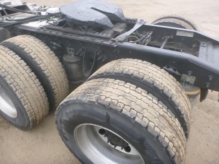 2017-international-prostar-image-23