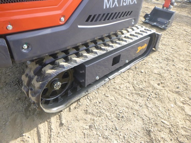 2025-agt-mx15rx-hydraulic-excavator-image-26