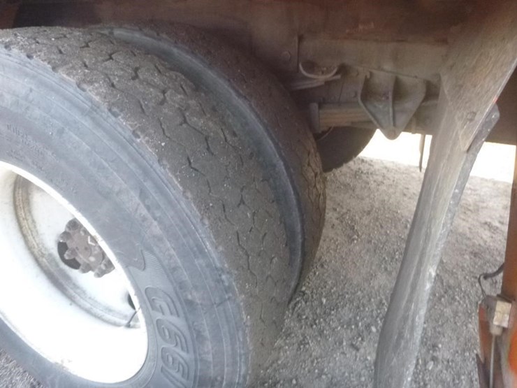 1999-international-4900-image-32