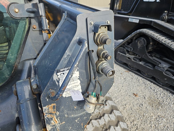 2020-deere-325g-image-6