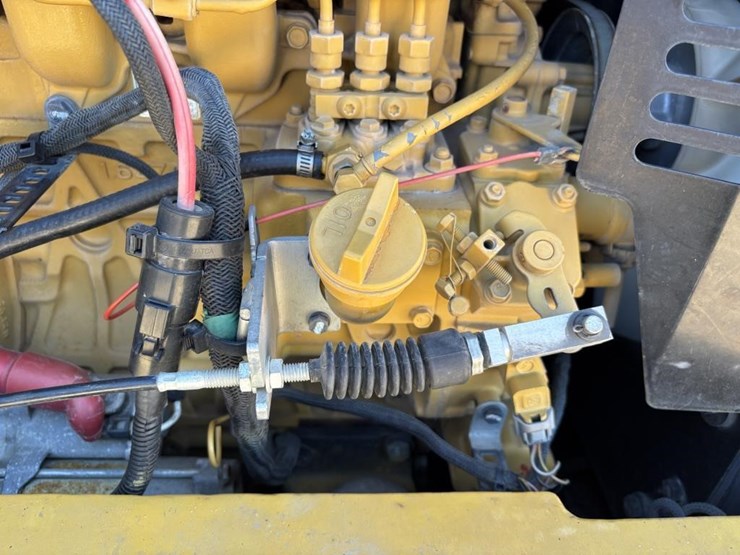 2018-caterpillar-303-image-53