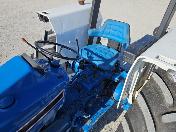 1990-ford-5610-image-12