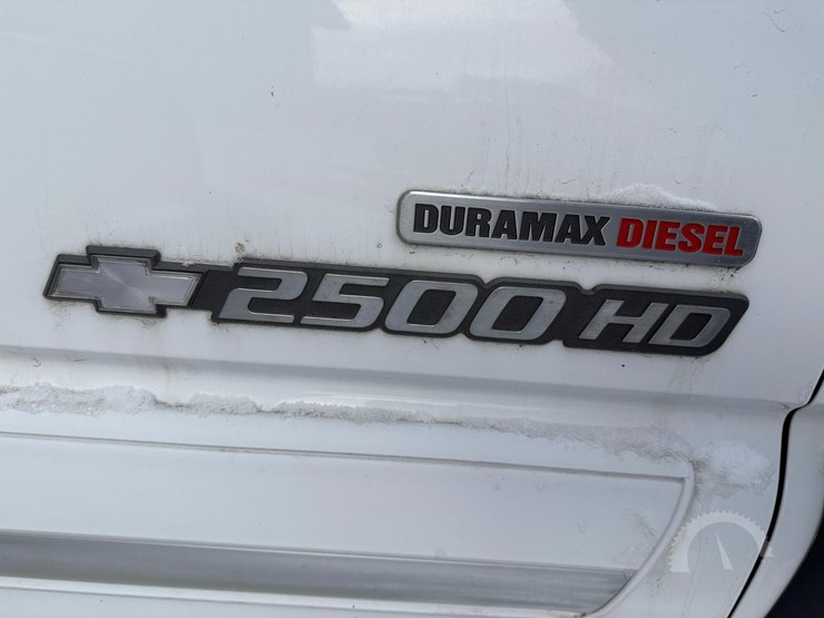 2003-chevrolet-silverado-2500-image-32