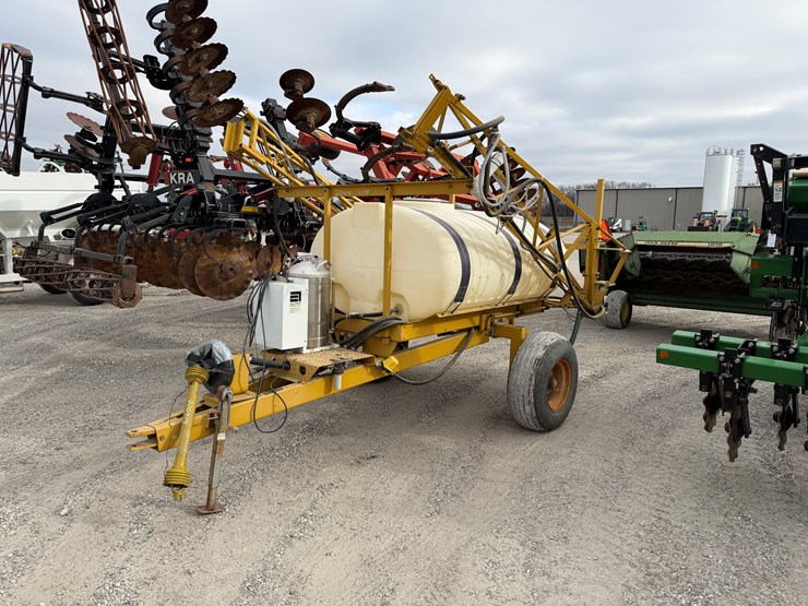 #210414-•-ag-chem-sprayer-image-1