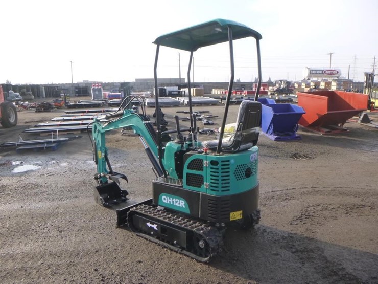 agt-qh12r-hydraulic-excavator-image-4