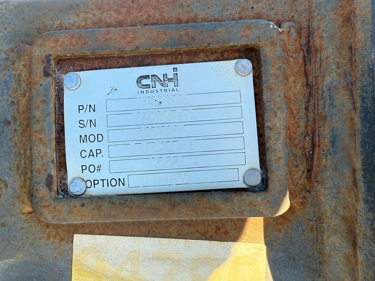 #69-•-case-cnh27-bucket-inv#-35081-image-6