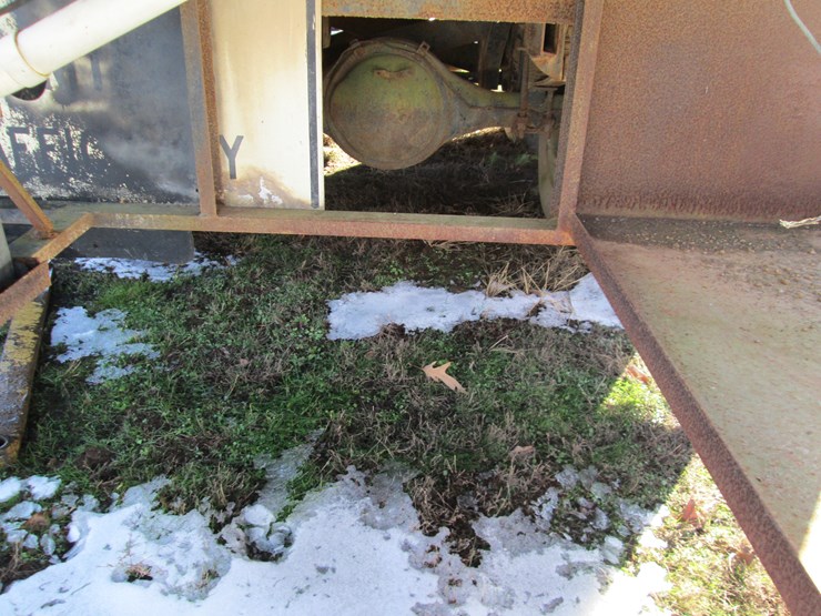 1974-ford-f700-image-6