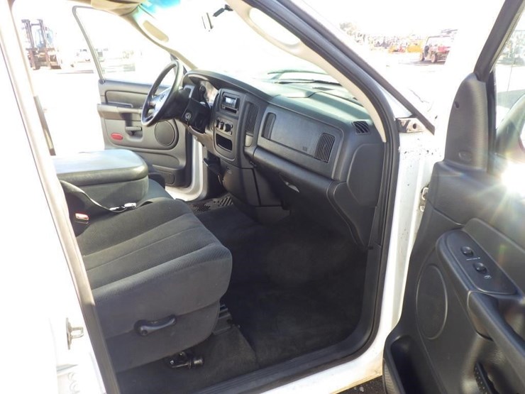 2003-dodge-ram-1500-image-6