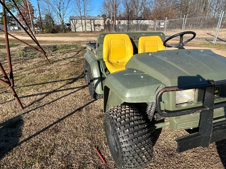 john-deere-gator-image-8