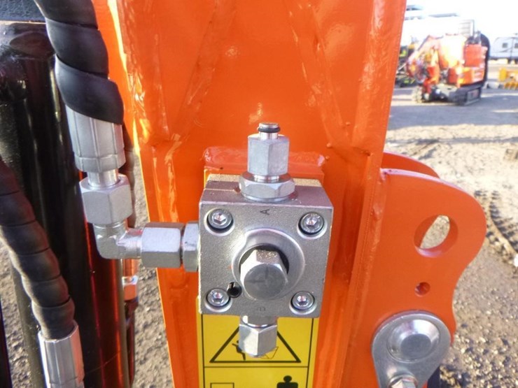 2025-sdlanch-sdle18p-hydraulic-excavator-image-14