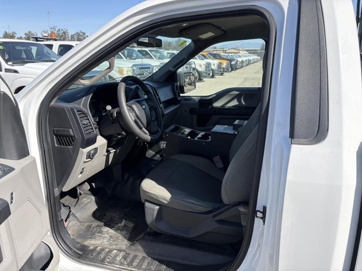 2015-ford-f150-image-9