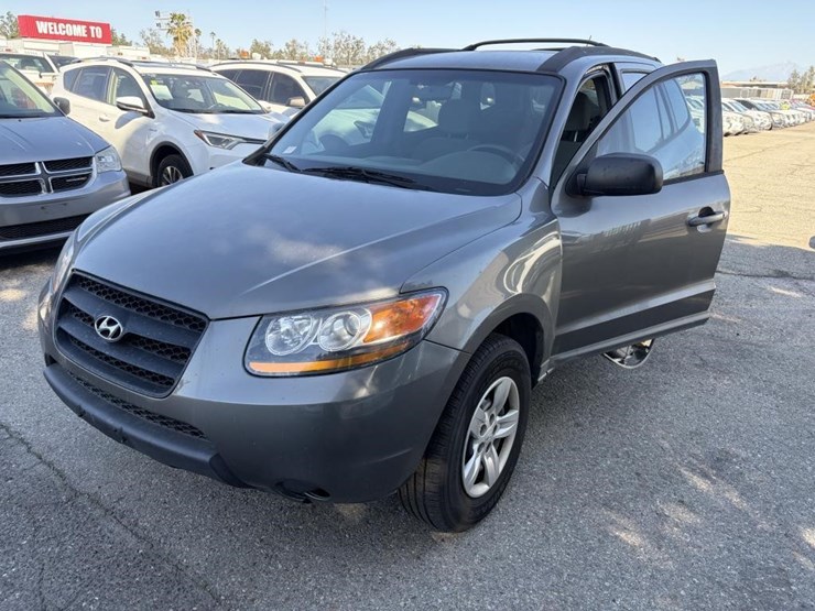 2009-hyundai-santa-fe-image-1