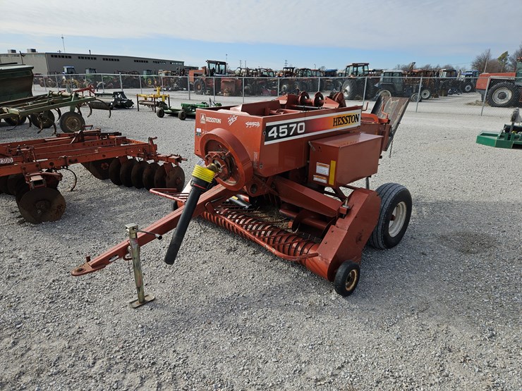 2006-hesston-4570-image-9