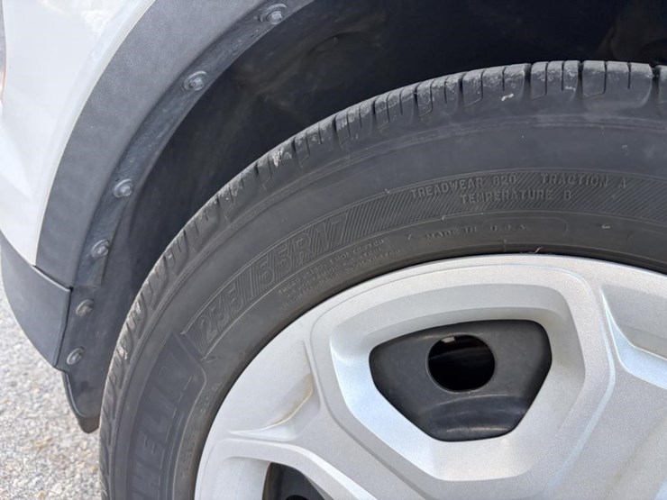 2017-ford-escape-image-26