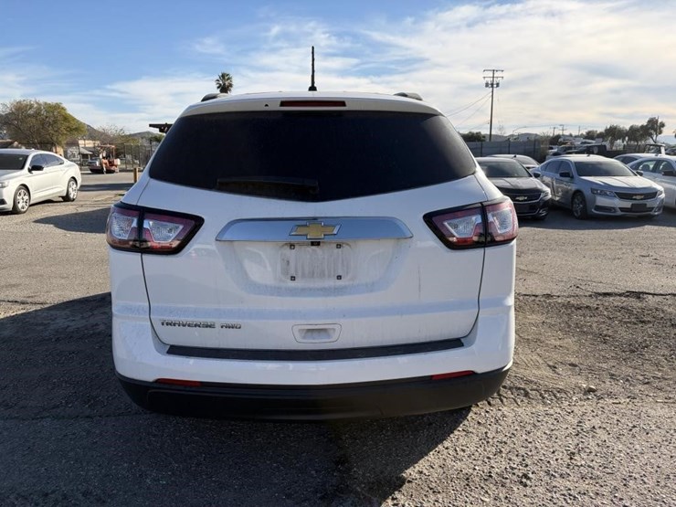 2017-chevrolet-traverse-image-6