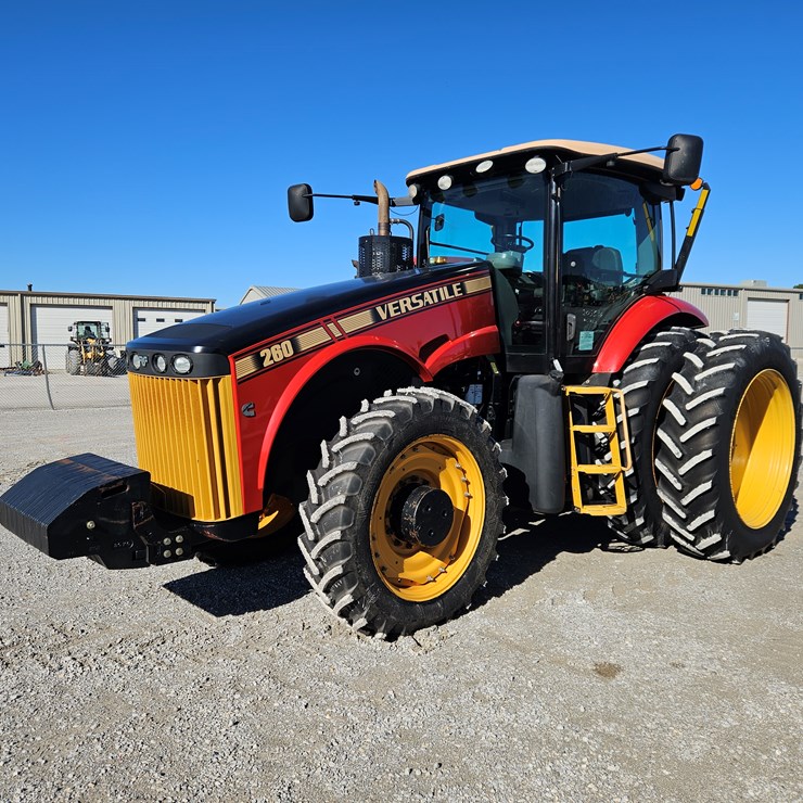 2013 VERSATILE 260