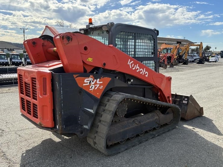 2021-kubota-svl97-2-image-3