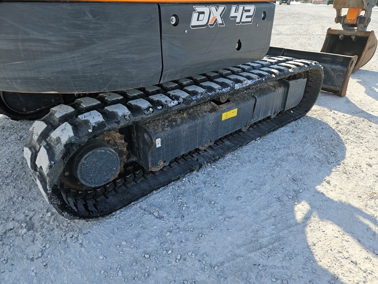 2024-develon-dx42-7-image-20