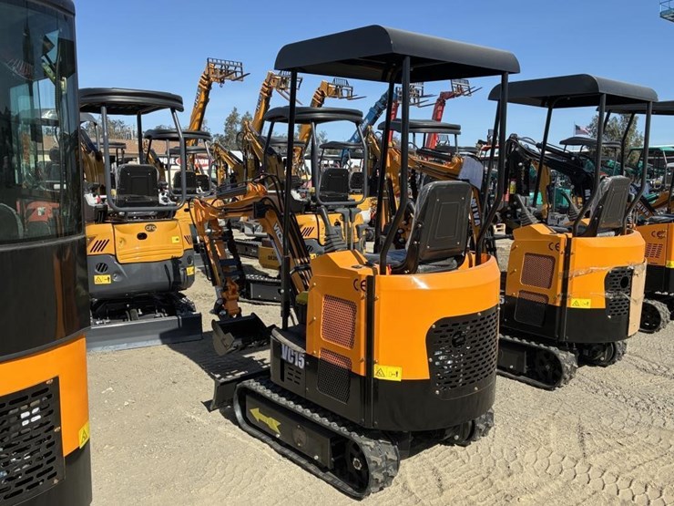 2025-vicsec-vc15-hydraulic-excavator-image-4