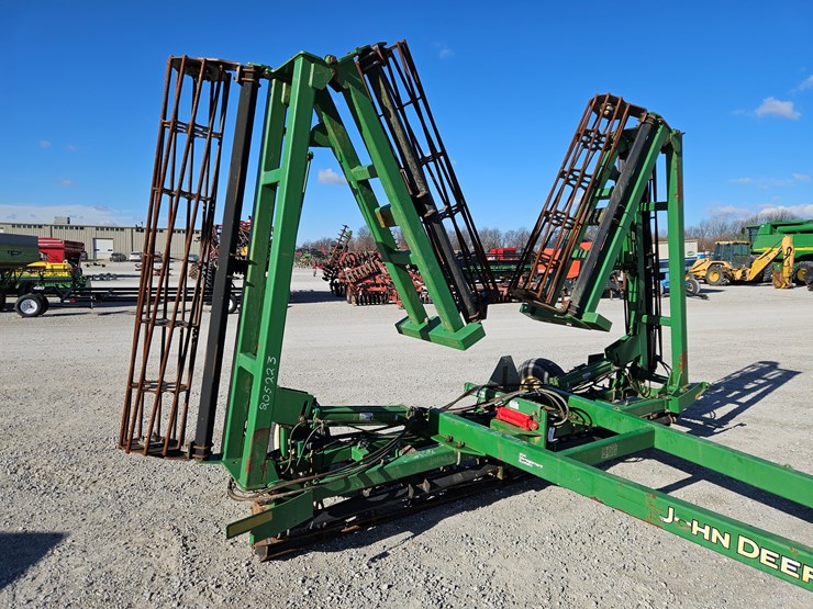 2008-john-deere-200-image-3