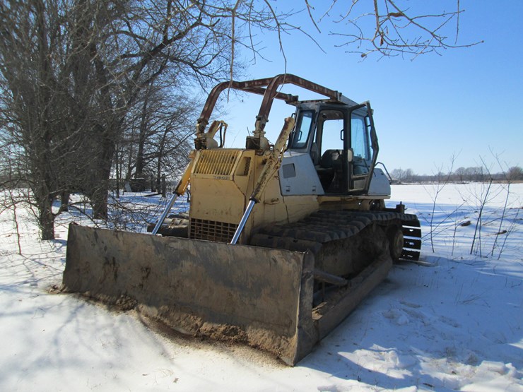 komatsu-d65p-image-1
