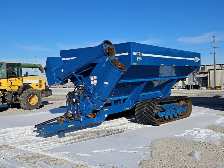 2006-kinze-1050-image-1