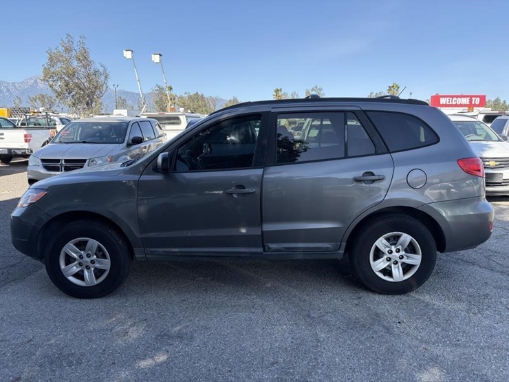 2009-hyundai-santa-fe-image-7