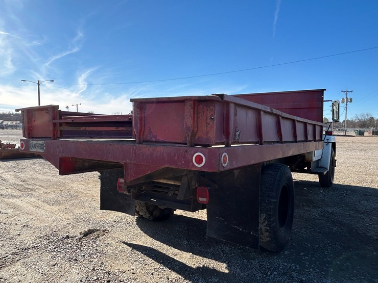 1975-international-435-image-5