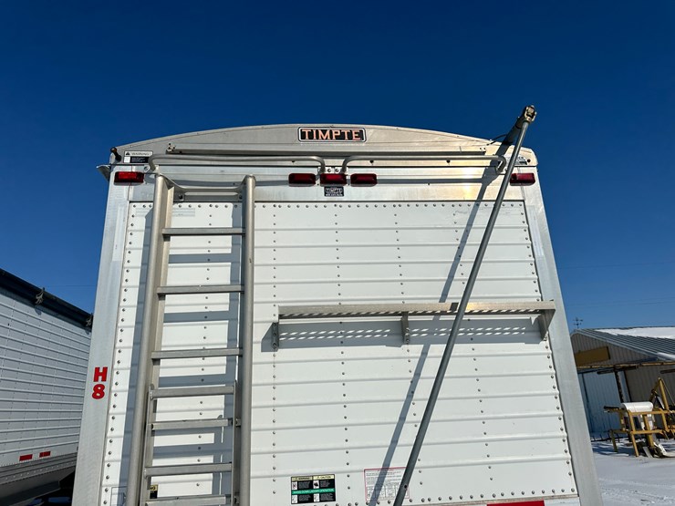 2016-timpte-hopper-bottom-image-47