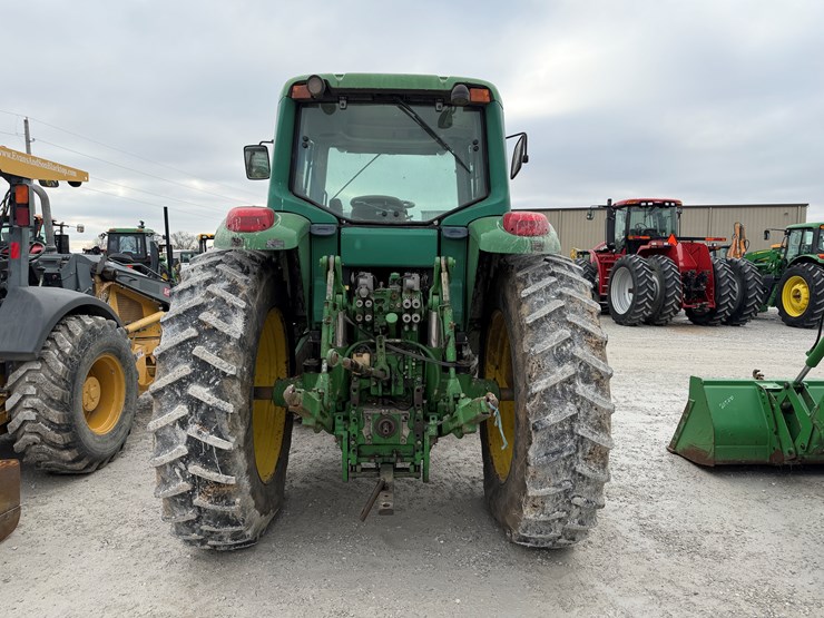 2003-john-deere-7520-image-8