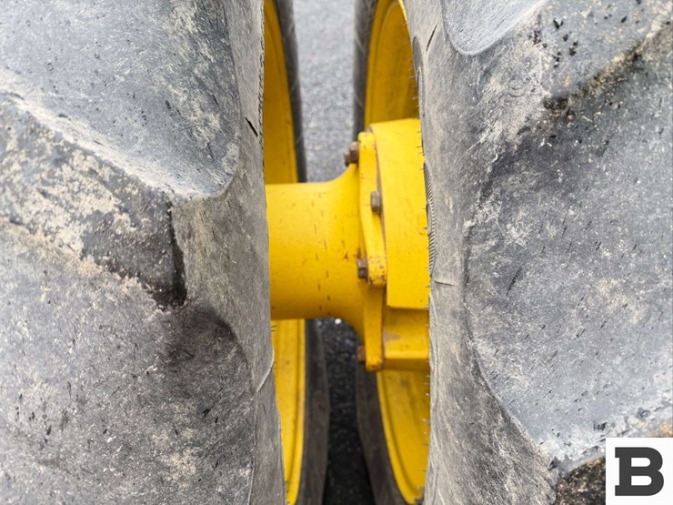 john-deere-8345r-image-16