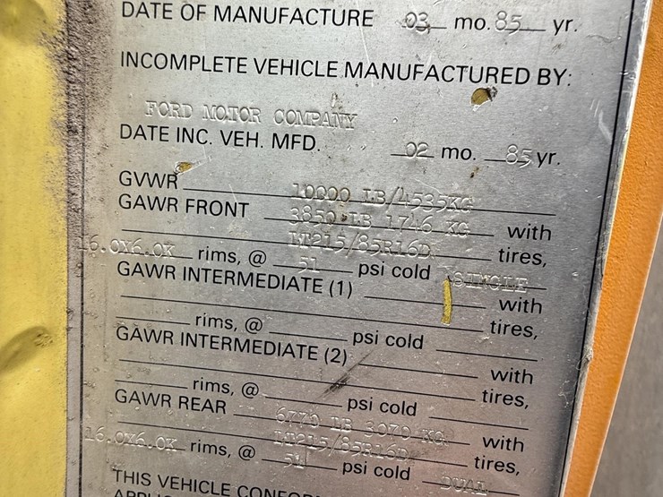 1985-ford-e350-image-15