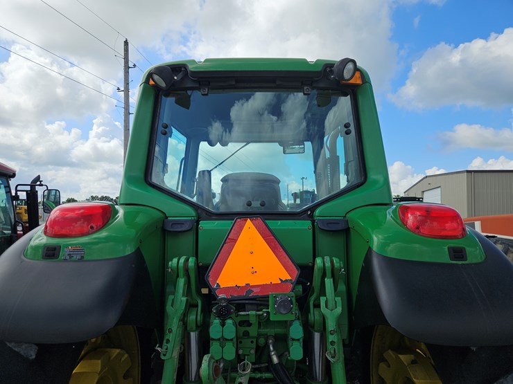 2006-john-deere-7520-image-16