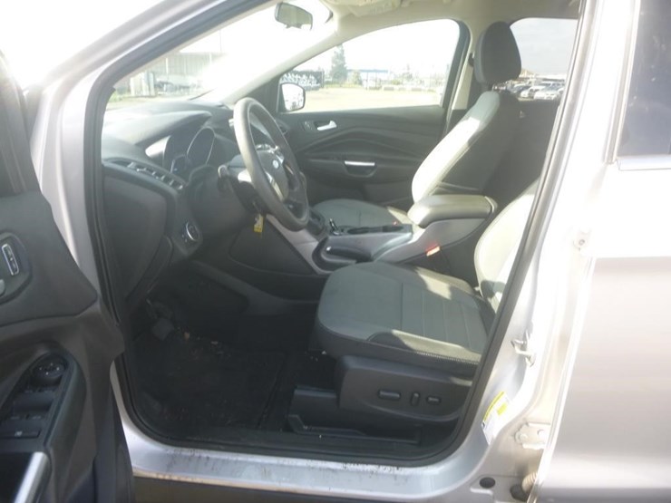 2016-ford-escape-image-7