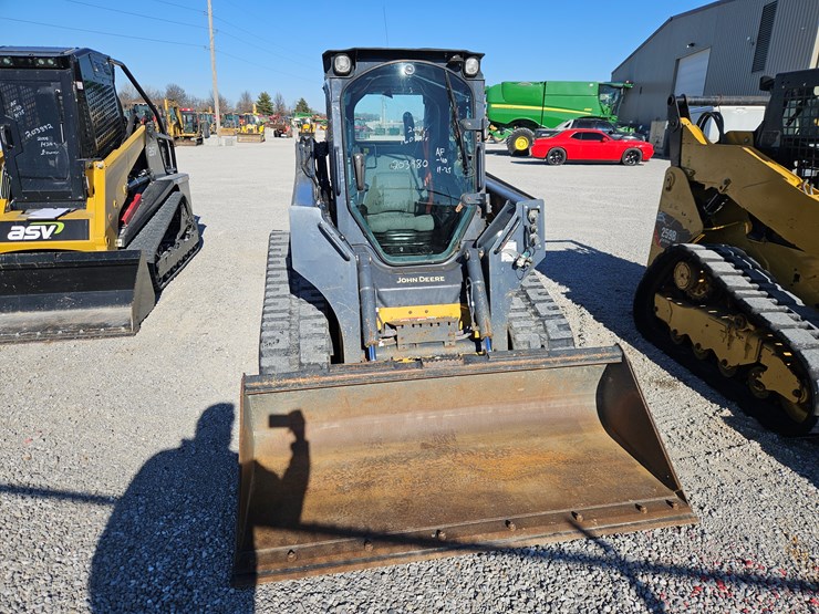 2021-deere-325g-image-2