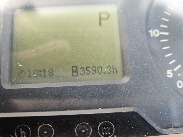 2006-john-deere-7520-image-13