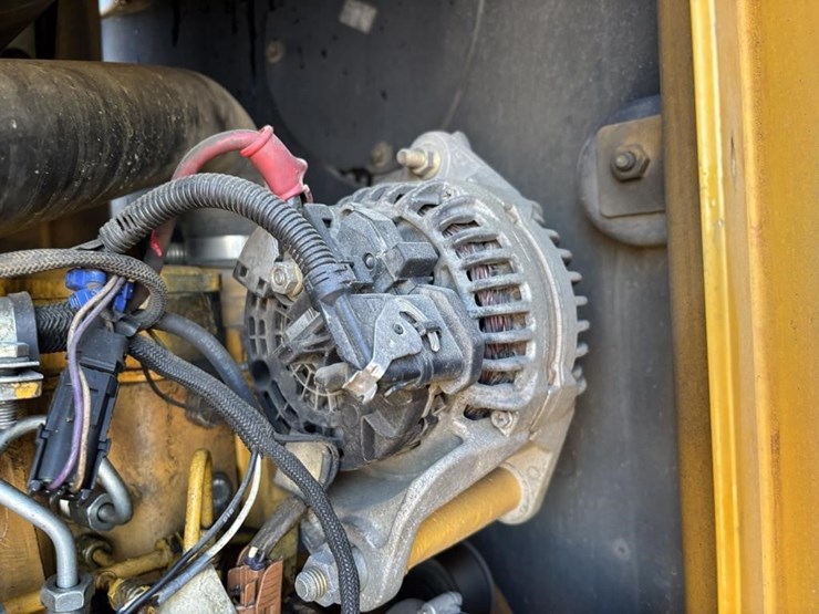 2008-deere-772d-image-77