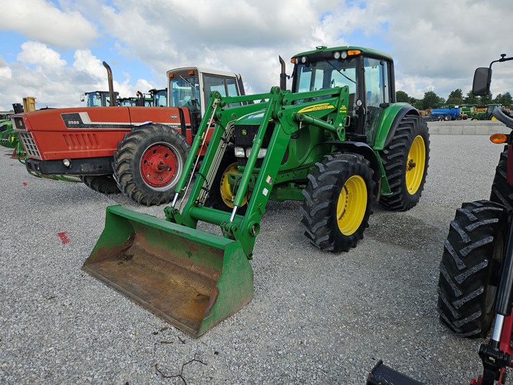 2006-john-deere-7520-image-1